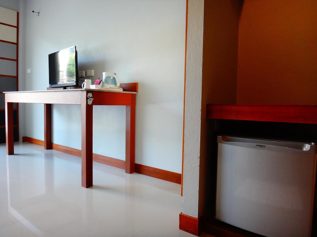 Phangan Pearl Hostel Haad Rin Luaran gambar