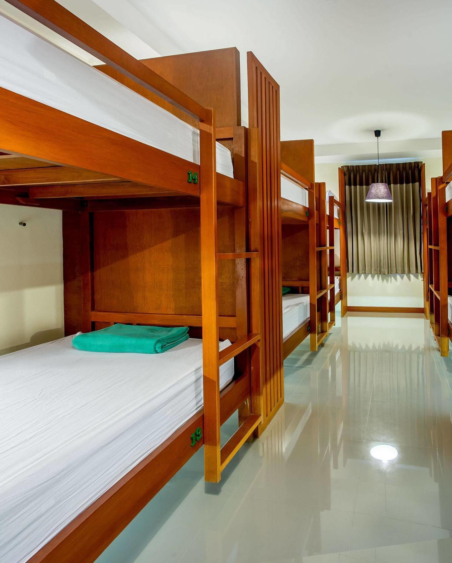 Phangan Pearl Hostel Haad Rin Luaran gambar
