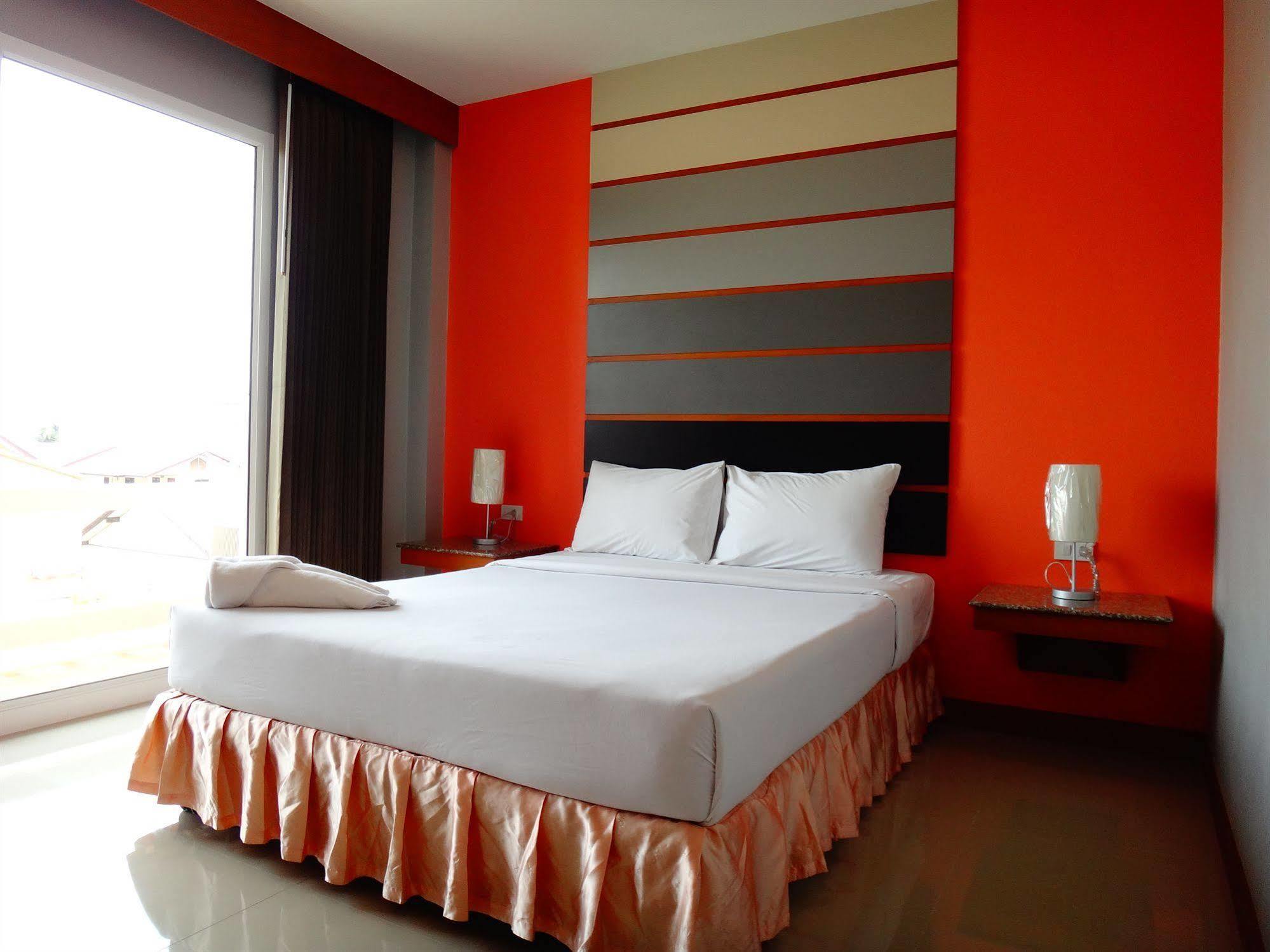 Phangan Pearl Hostel Haad Rin Luaran gambar
